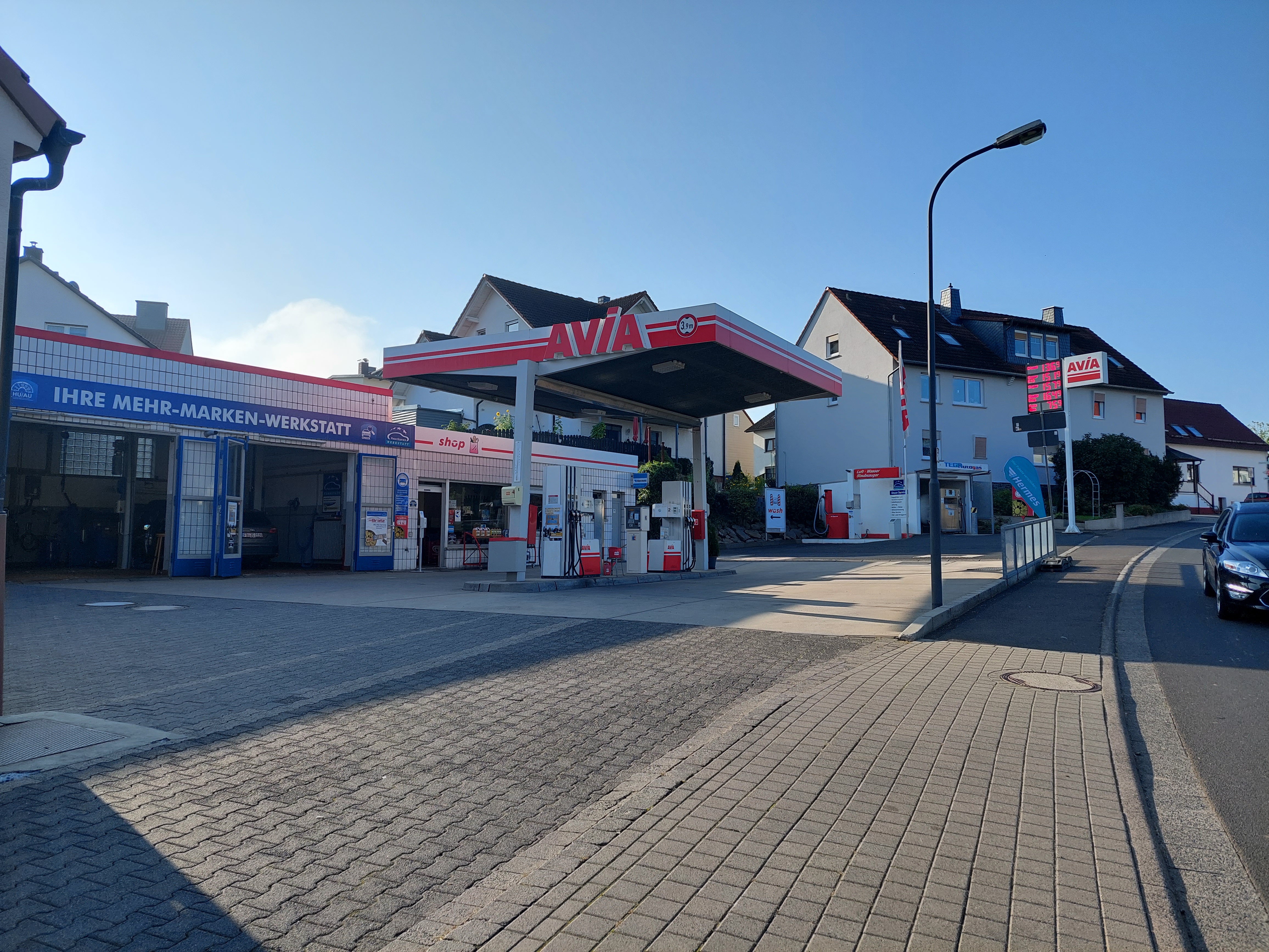 AVIA Tankstelle Bild  3