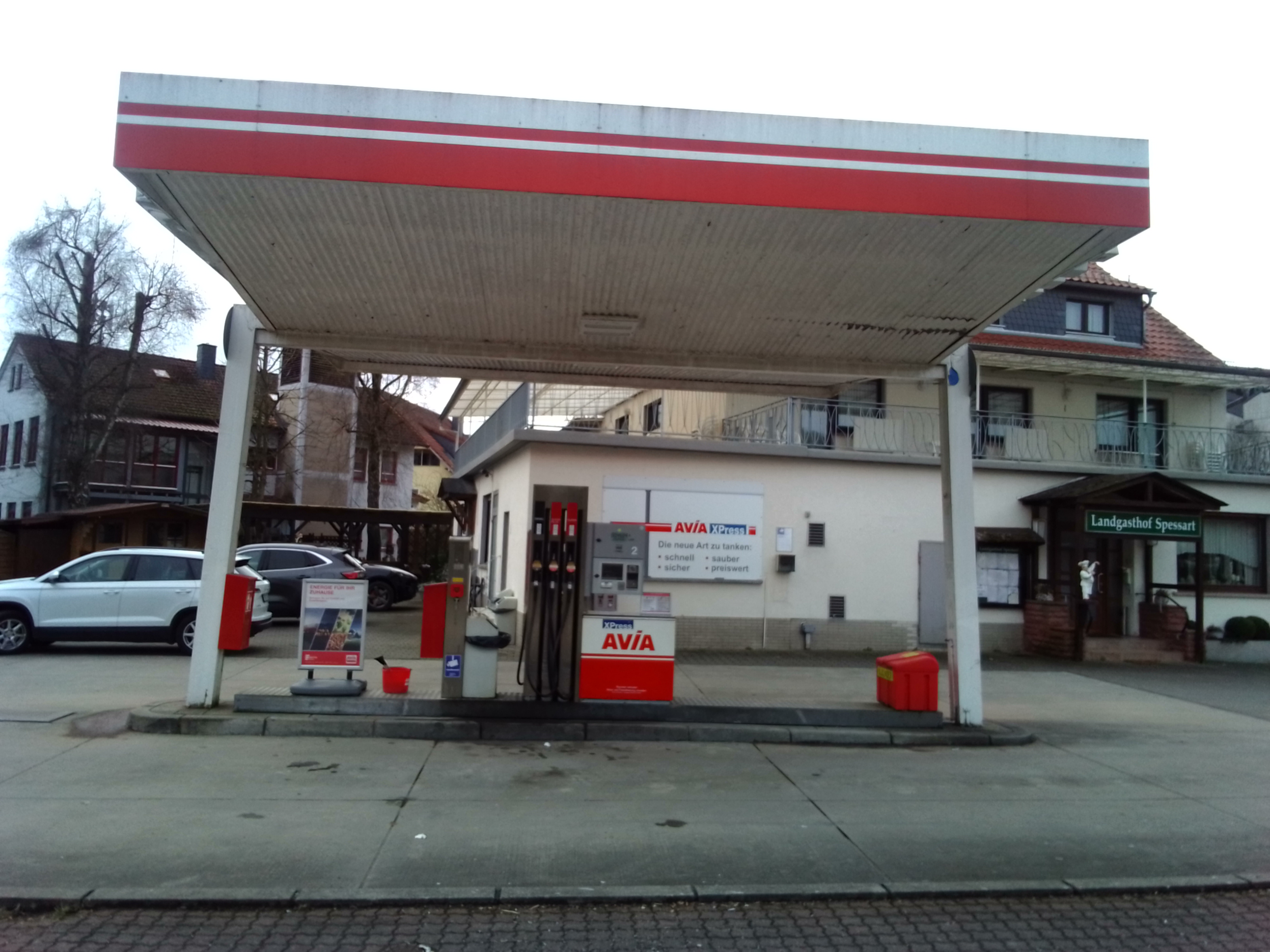 AVIA XPress Bild  1