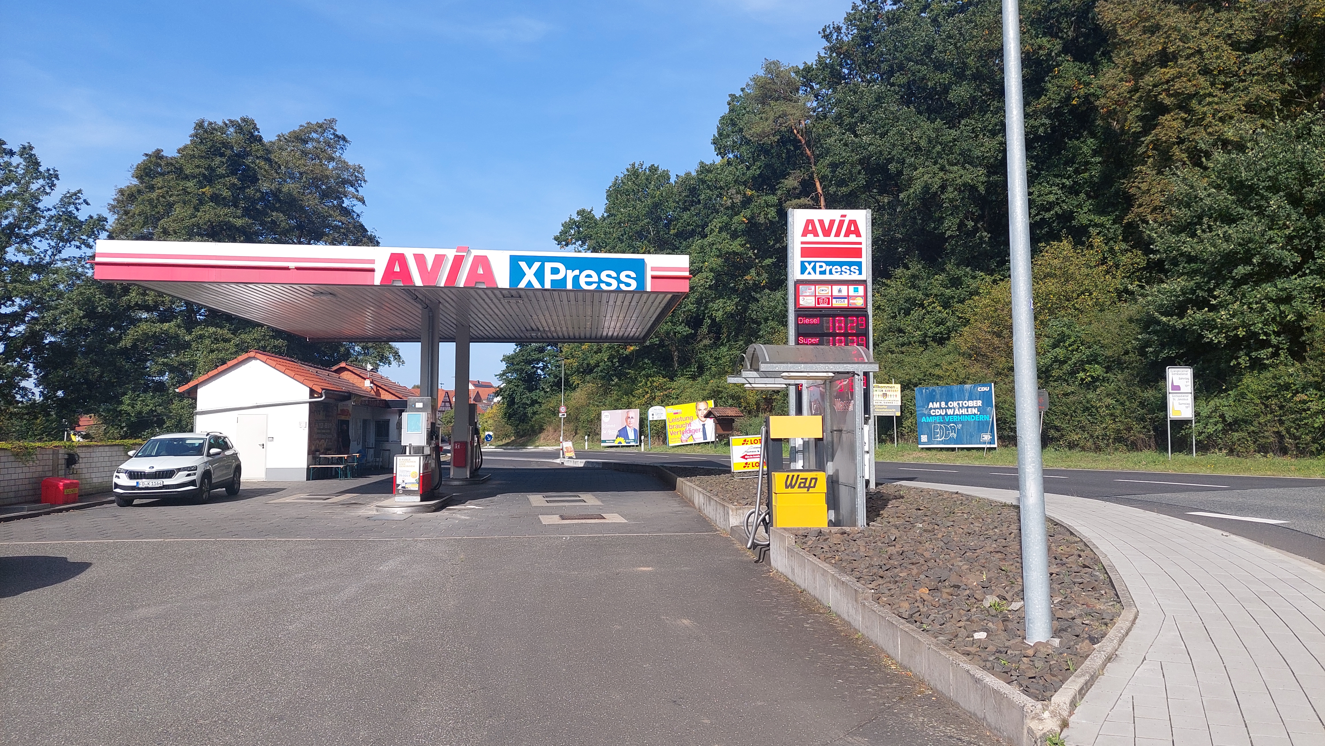 AVIA XPress Bild  2