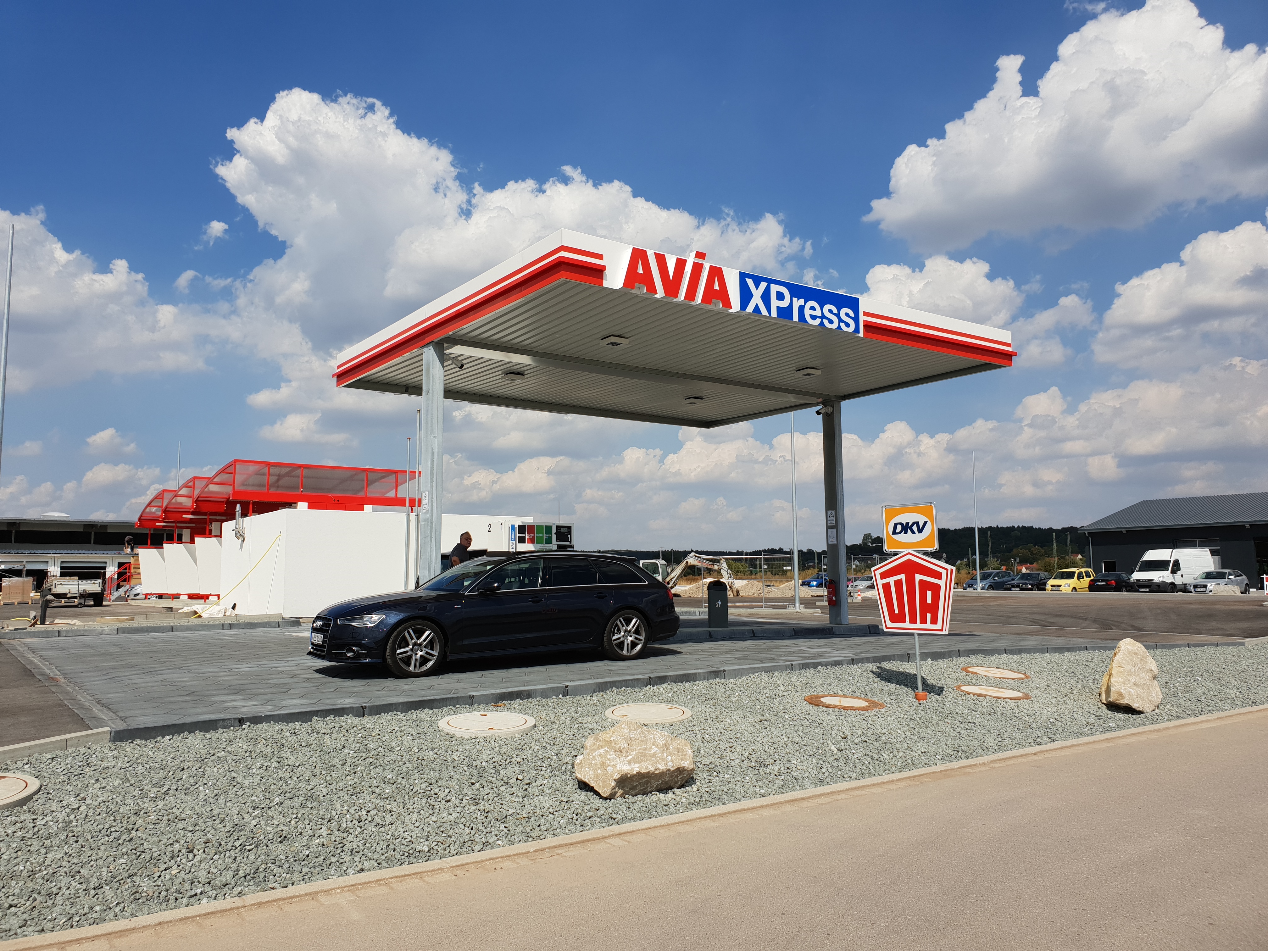 AVIA XPress Bild  1