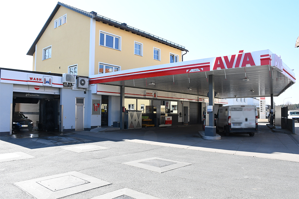 AVIA Tankstelle Bild  1