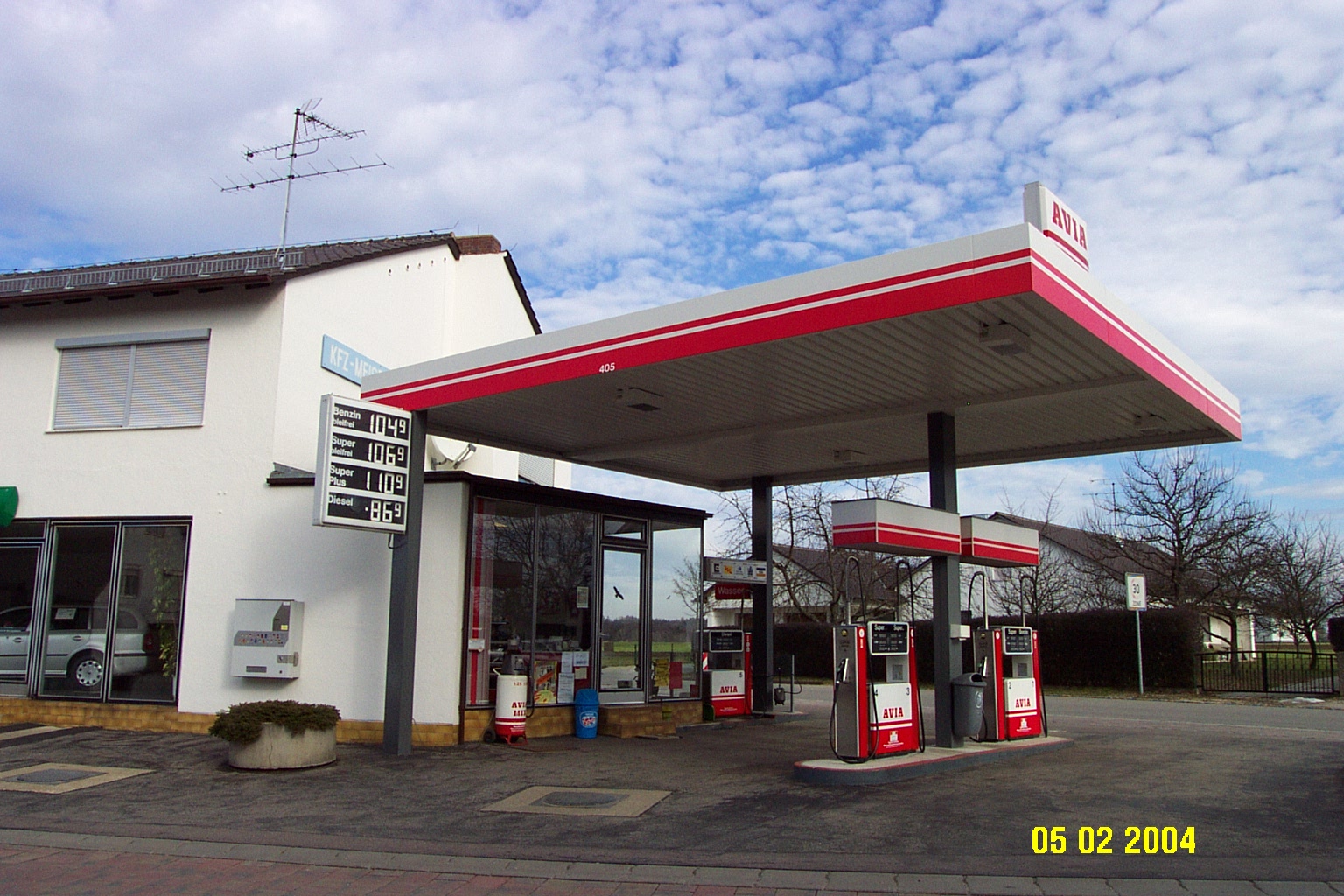 AVIA Tankstelle Bild  2