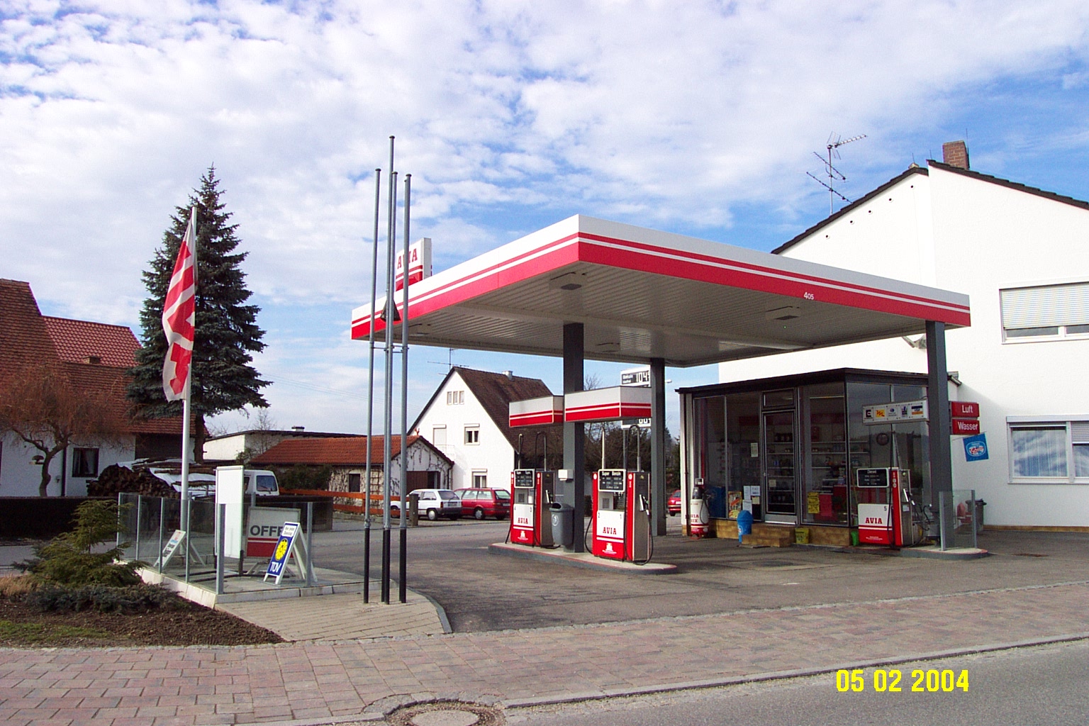 AVIA Tankstelle Bild  3