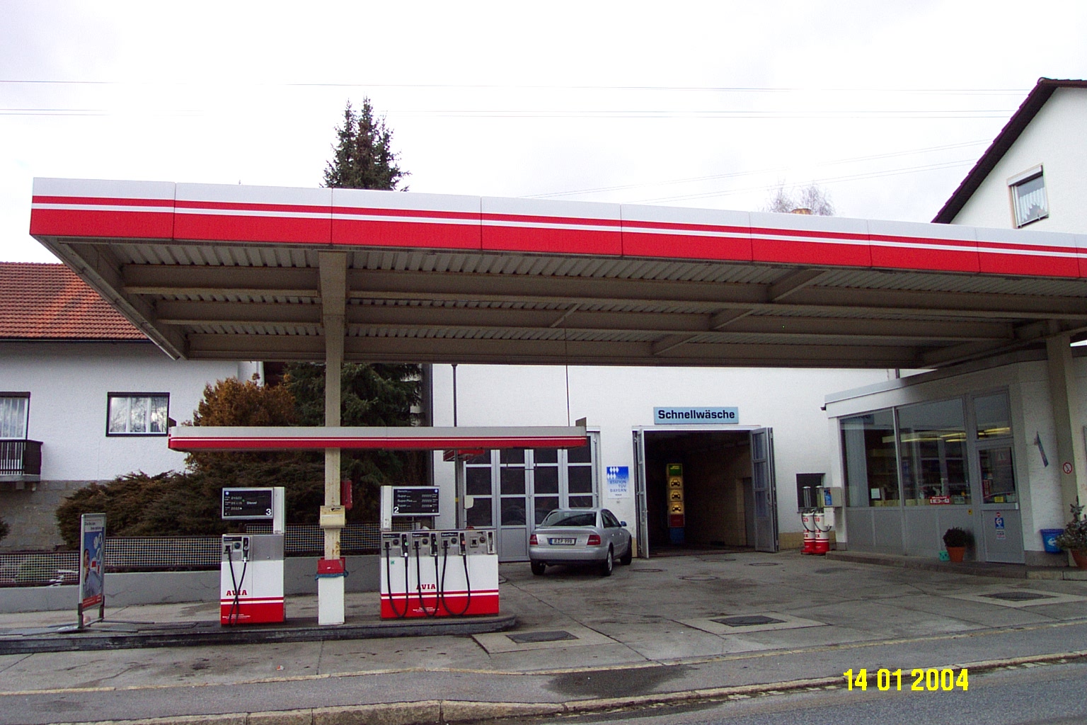AVIA Tankstelle Bild  1