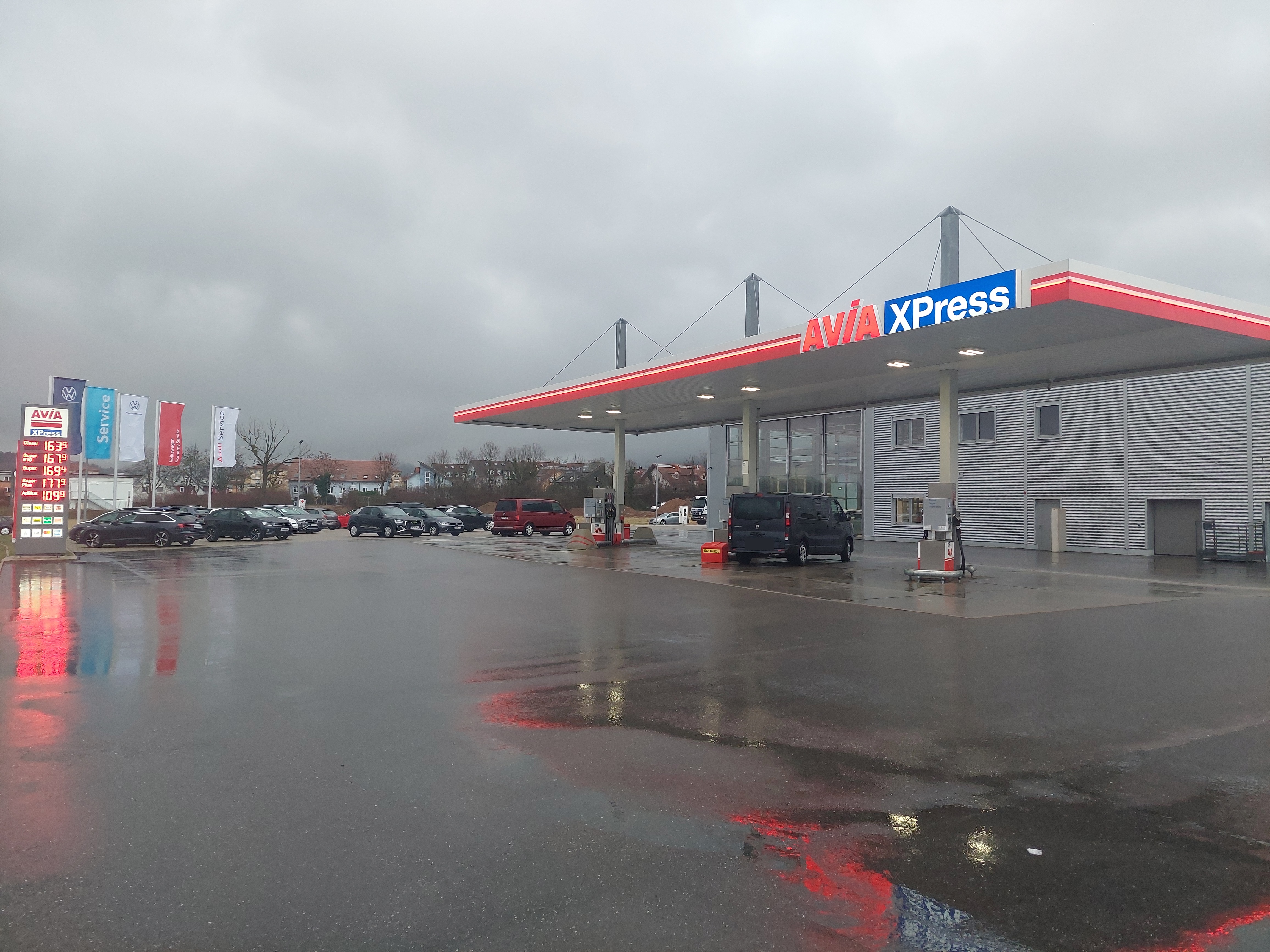 AVIA XPress Bild  3