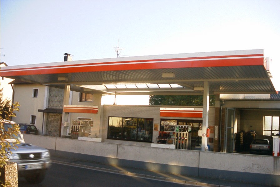AVIA Tankstelle Bild  1