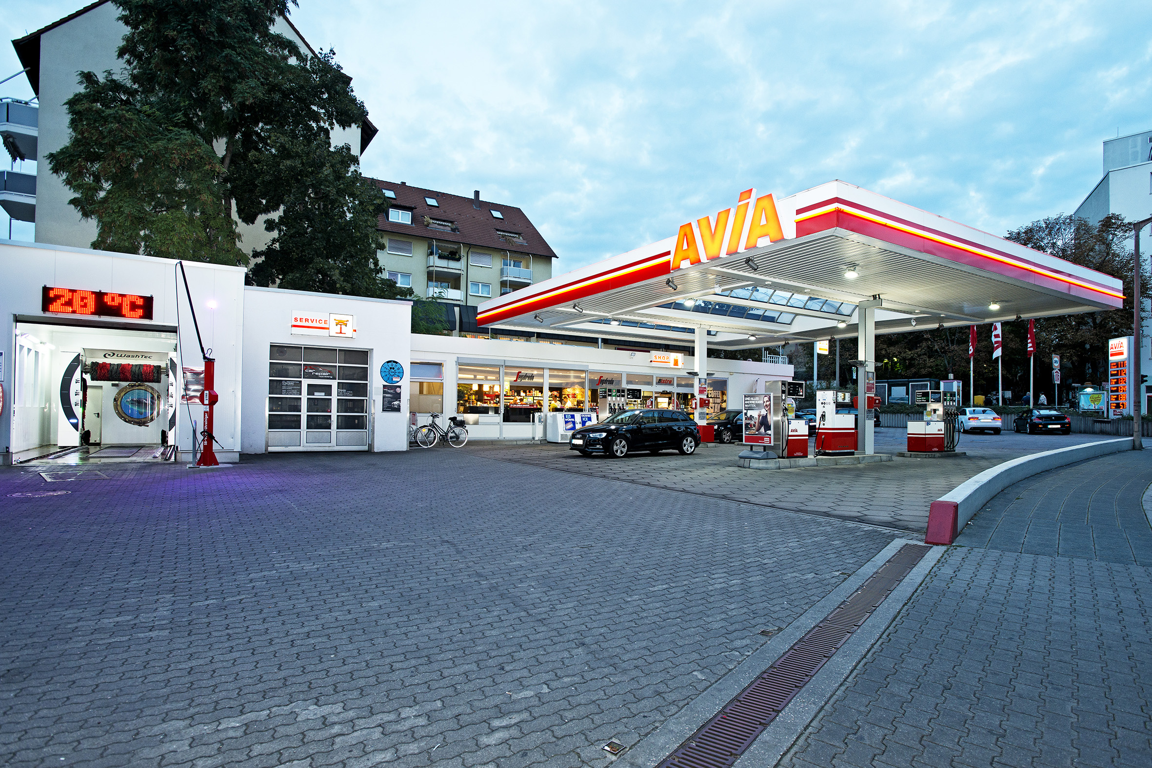 AVIA Tankstelle Bild  1