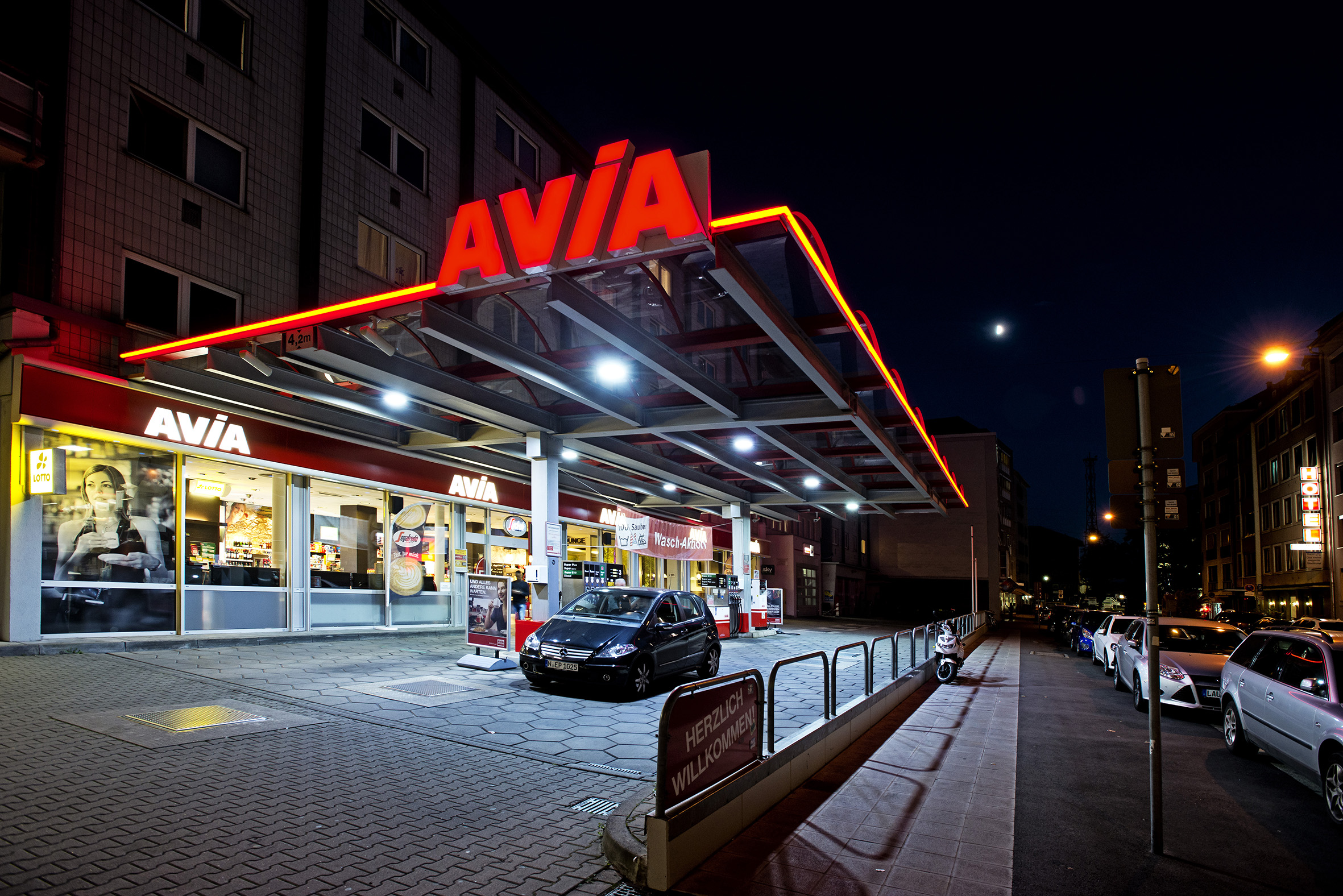 AVIA Tankstelle Bild  2