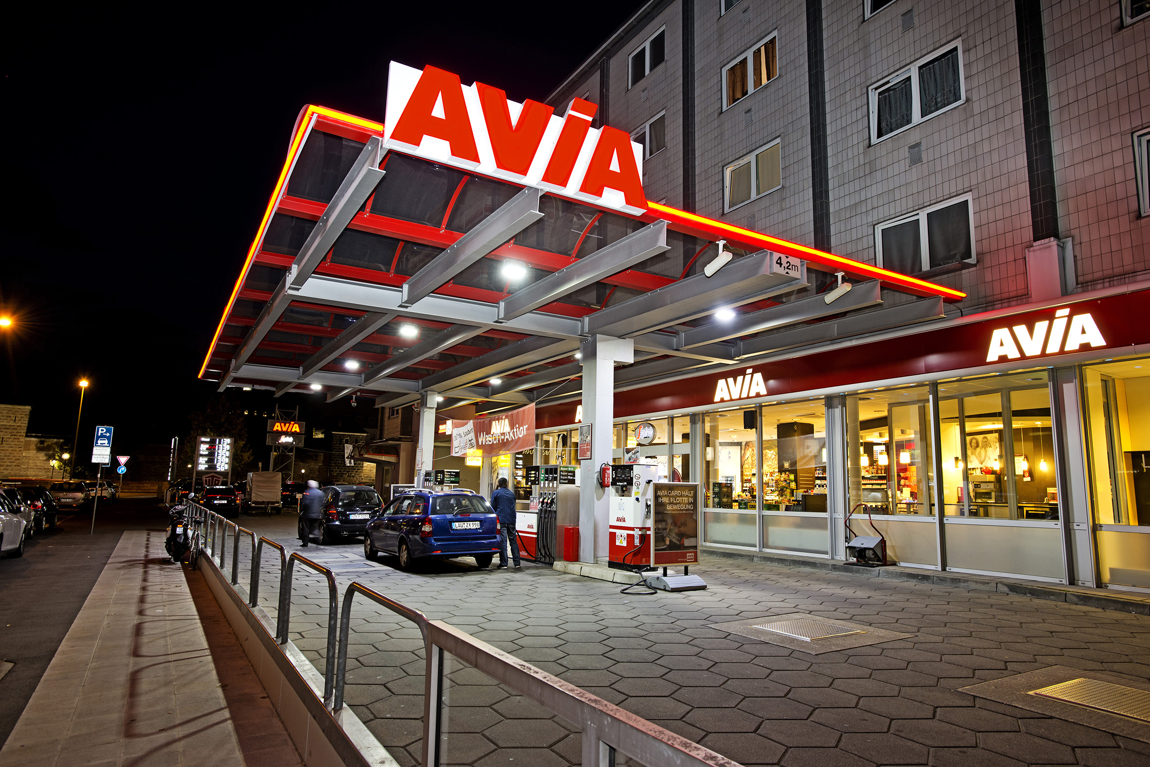 AVIA Tankstelle Bild  3