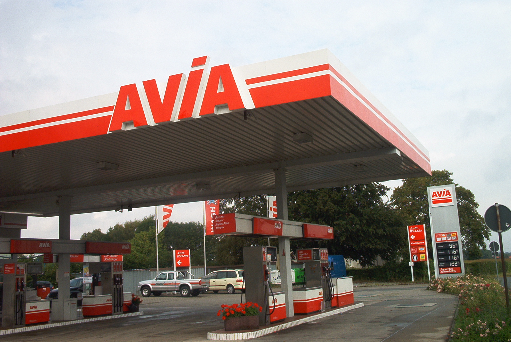 AVIA Tankstelle Bild  3
