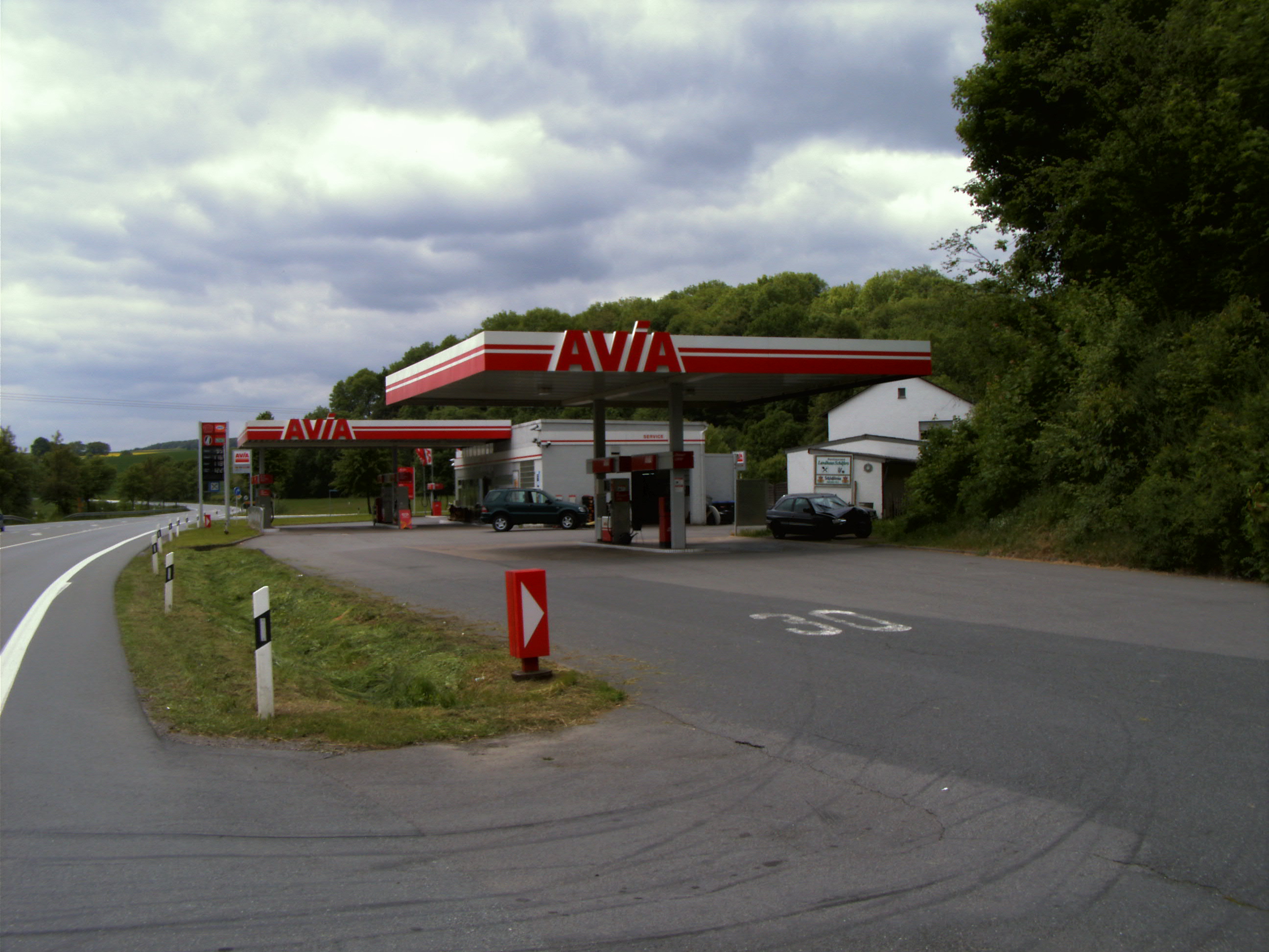 AVIA Tankstelle Bild  3