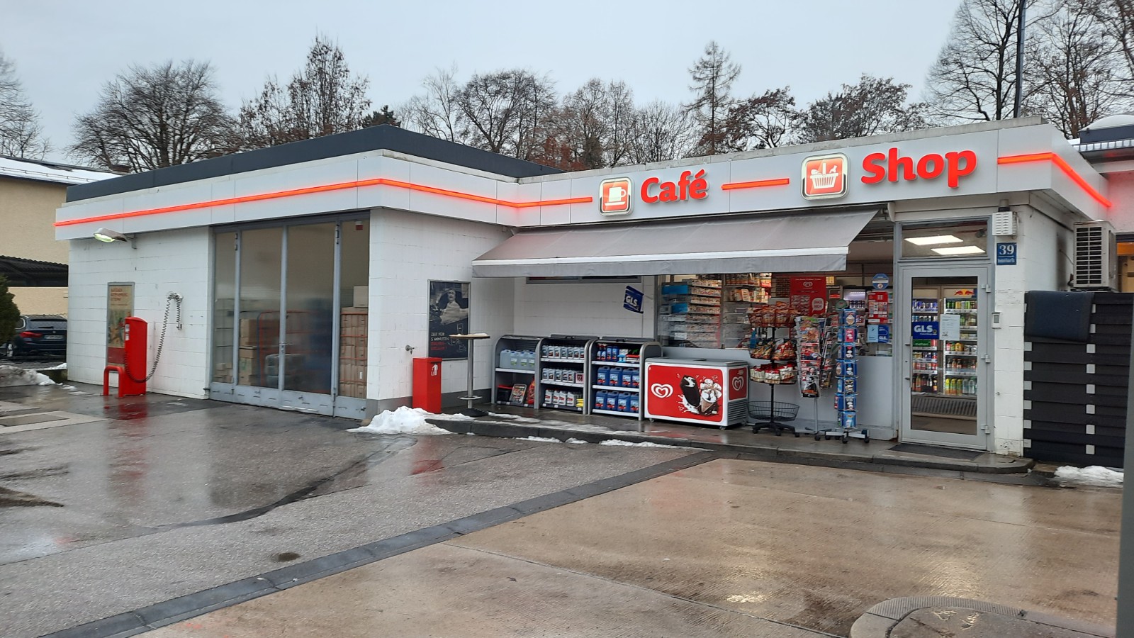 AVIA Tankstelle Bild  1