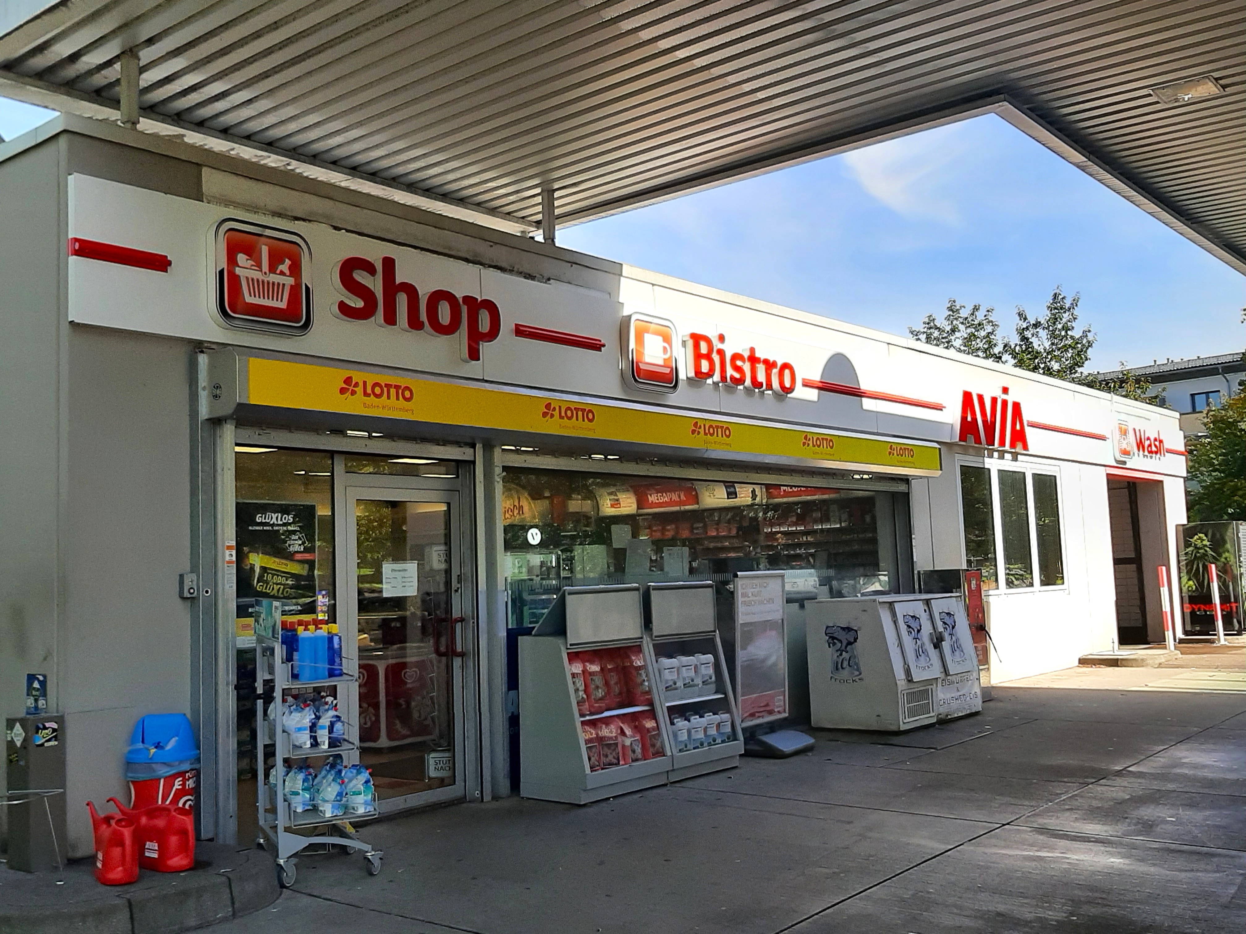AVIA Tankstelle Bild  2