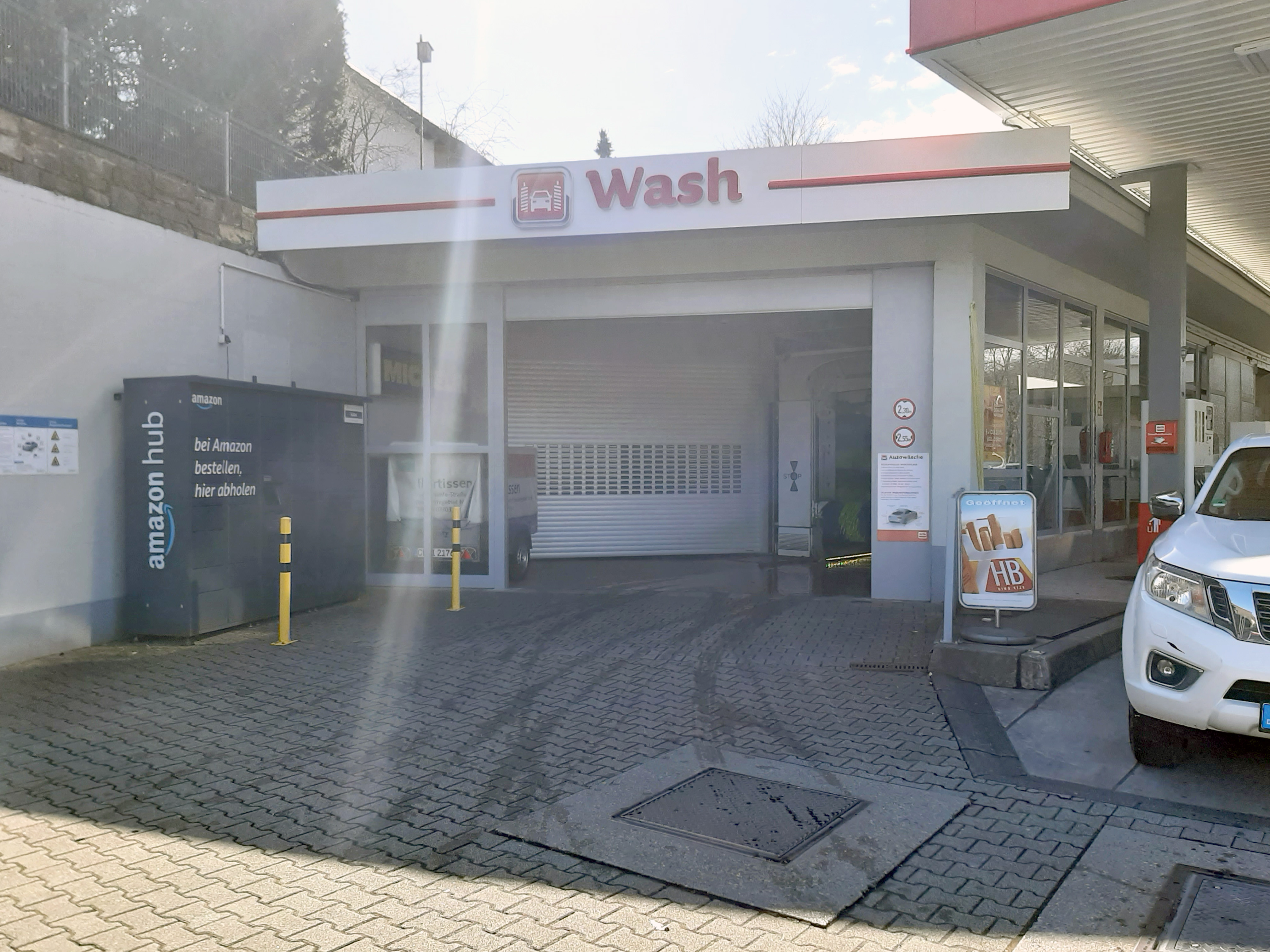 AVIA Tankstelle Bild  1