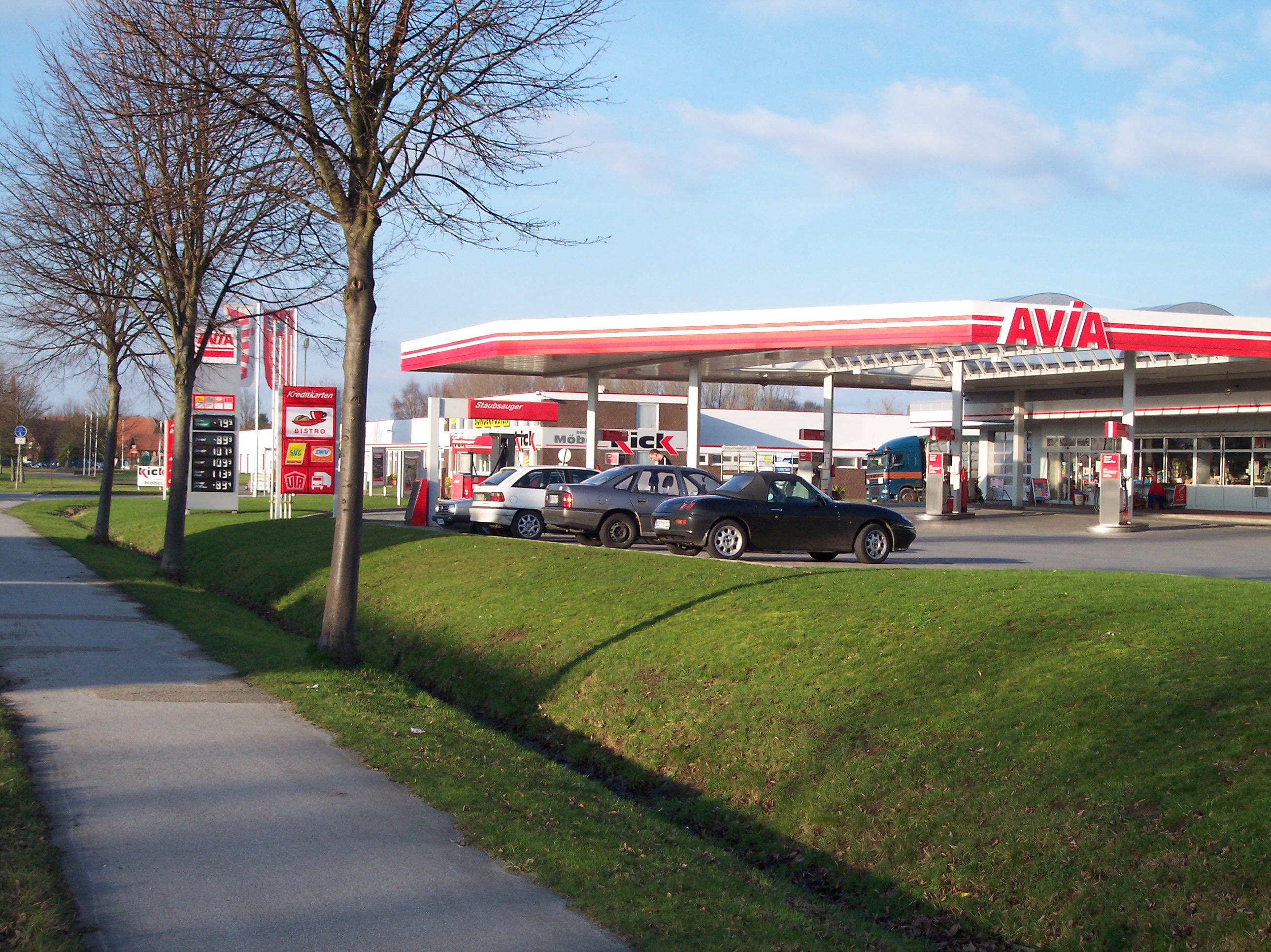 AVIA Tankstelle Bild  3