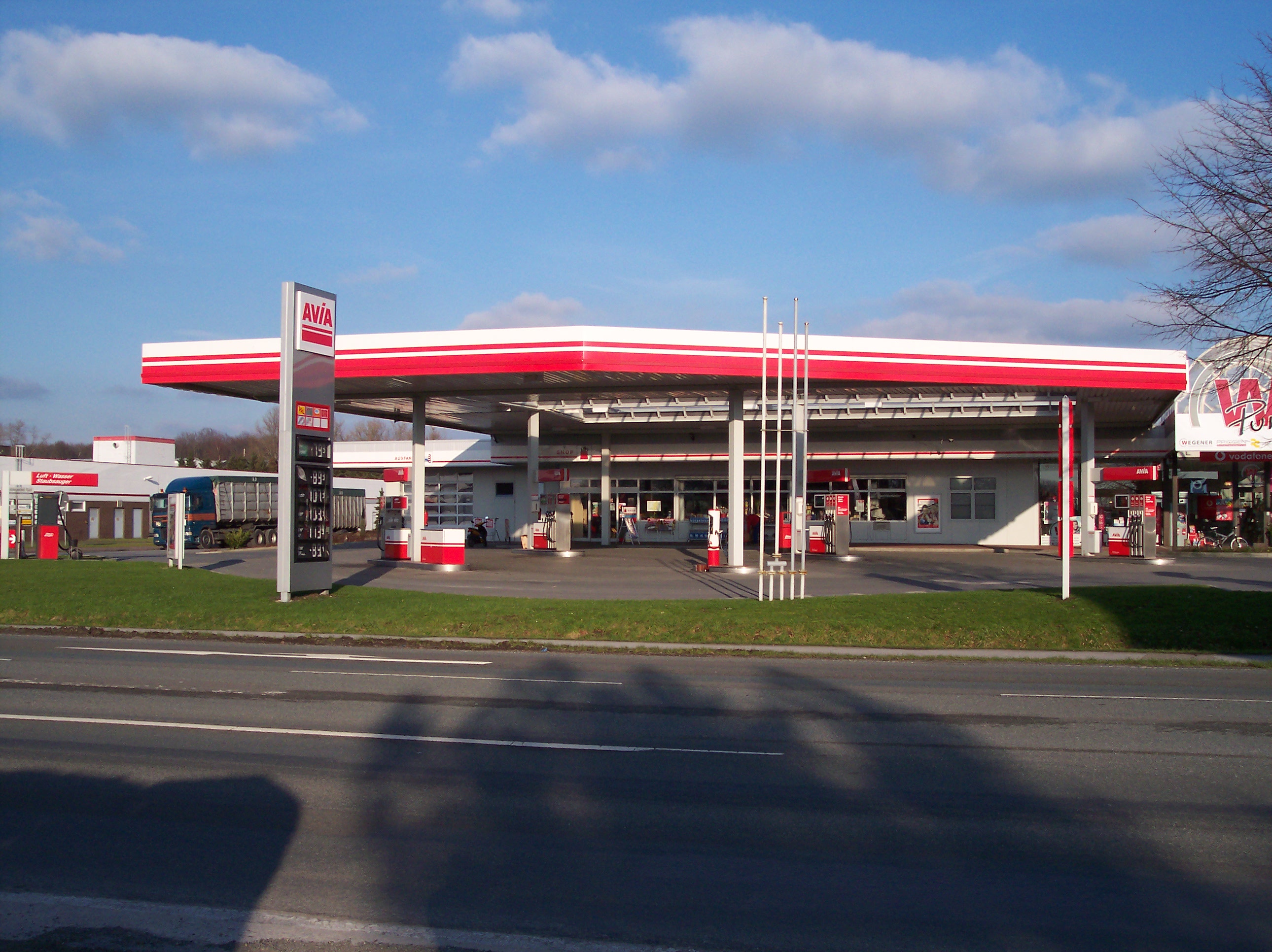 AVIA Tankstelle Bild  1