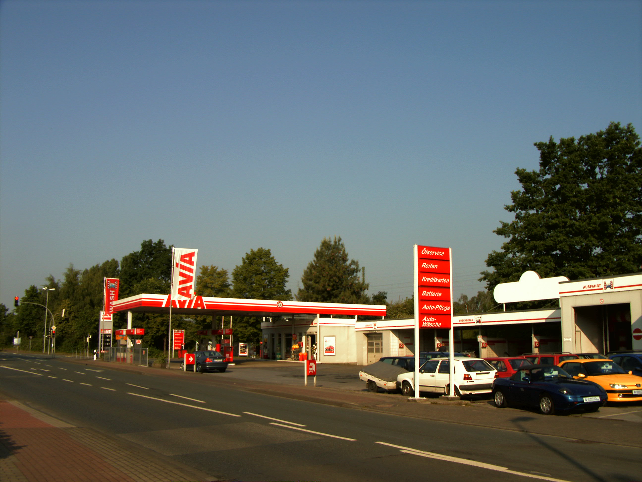 AVIA Tankstelle Bild  1